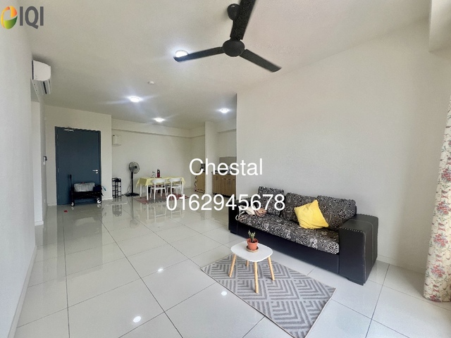 Emerald 9 Condominium image
