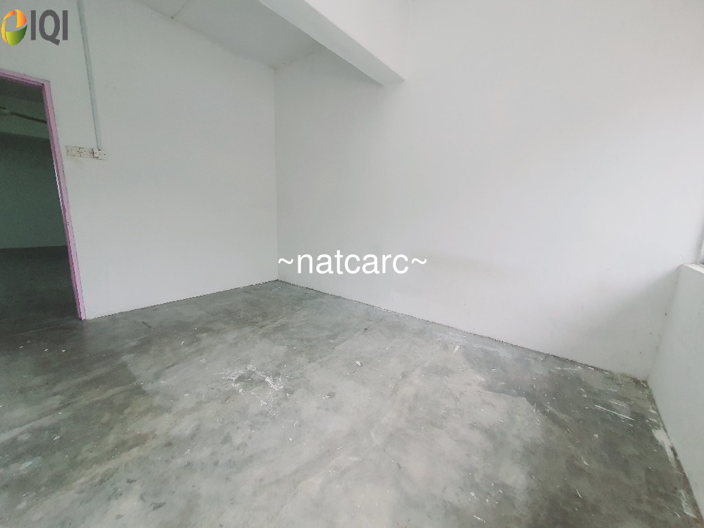 Double Sty Shop Facing Busy Main Road Malim Jaya Batu Berendam image