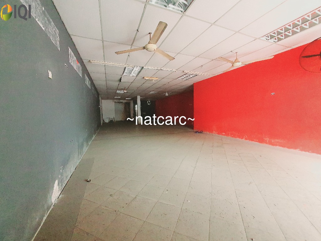 Double Sty Shop Facing Busy Main Road Malim Jaya Batu Berendam image