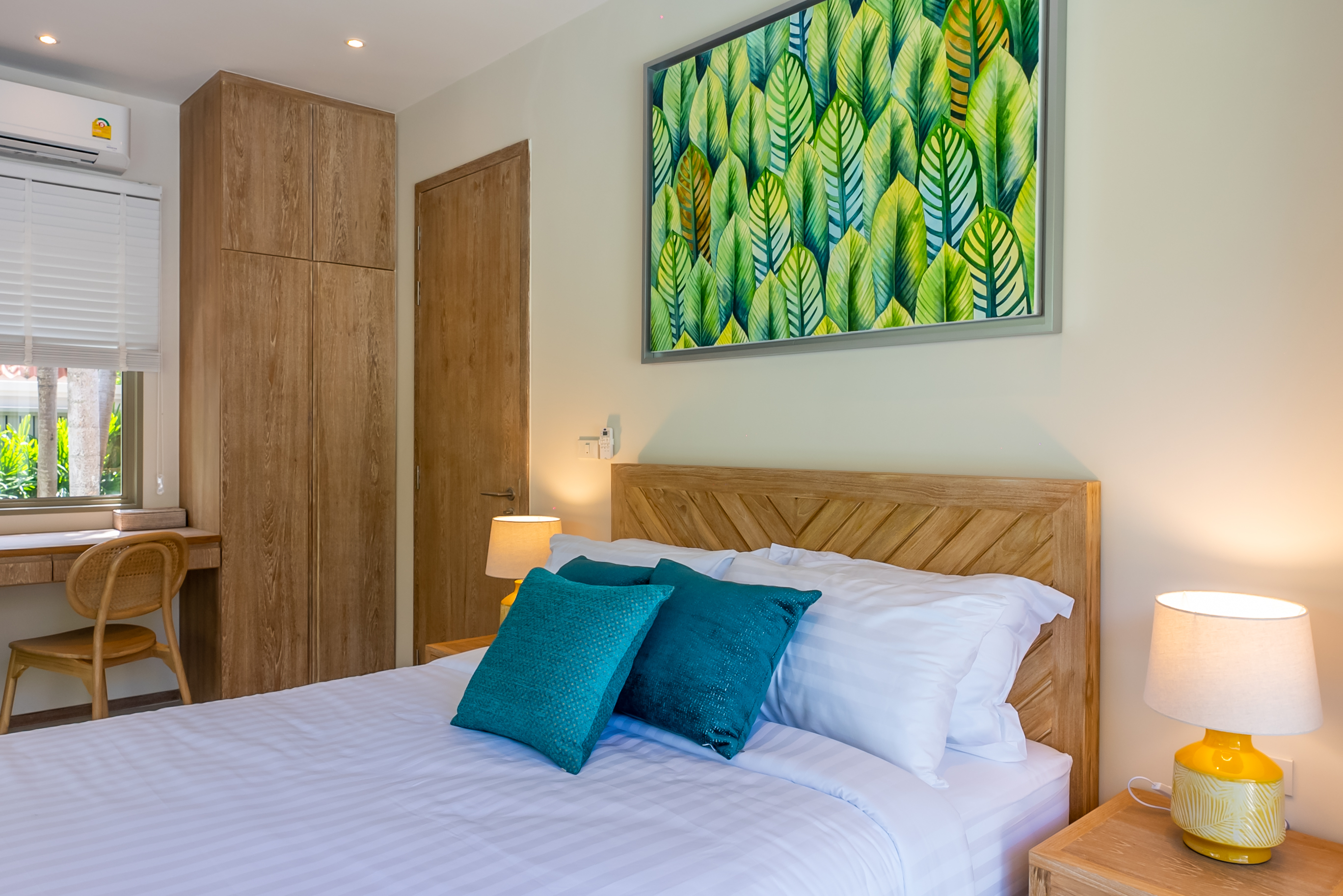 SUP72224-1 🏠New Modern 3 Bedroom Pool Villa On Large Land Plot For Sale In Rawai image