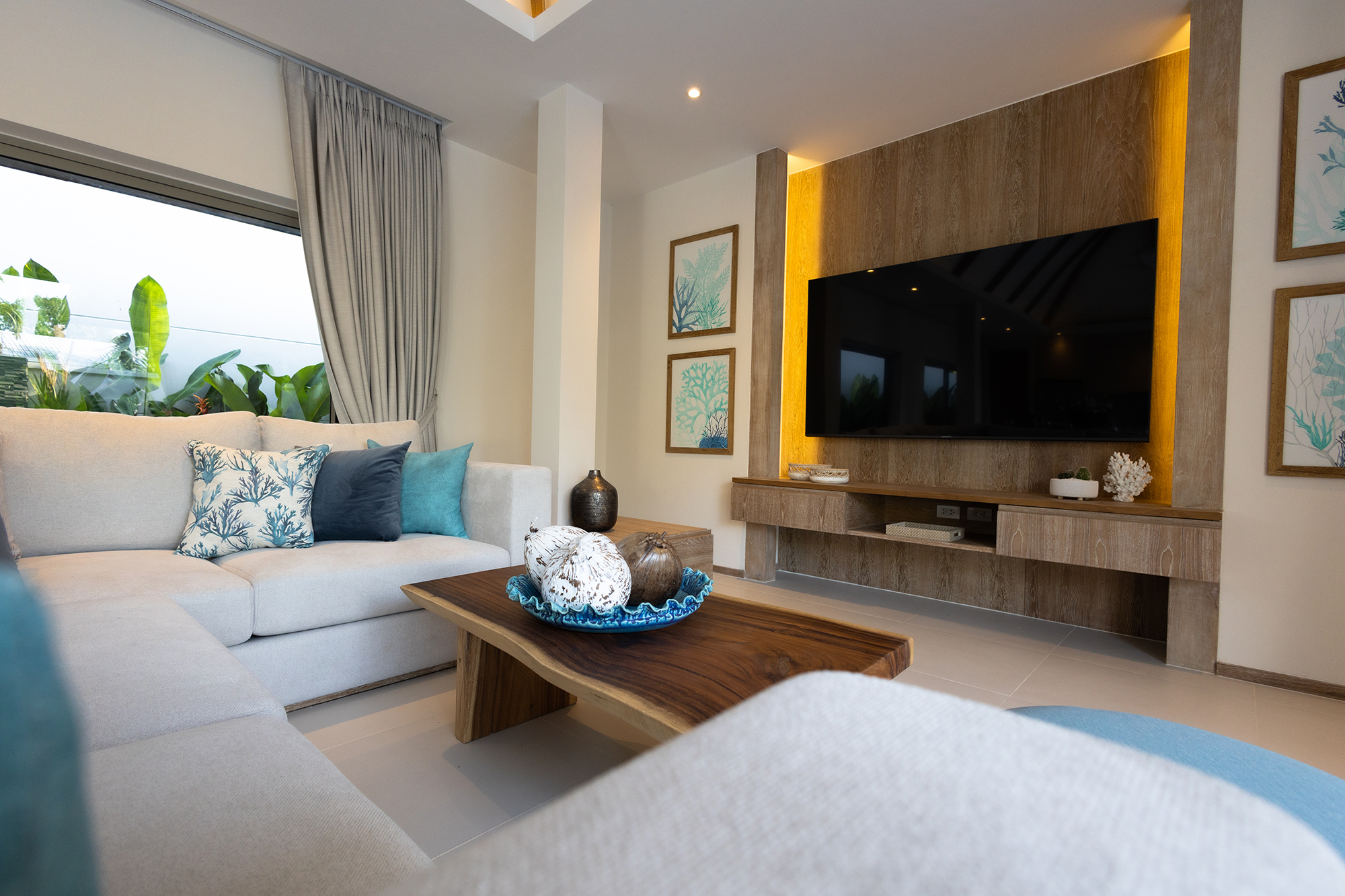 SUP72224-1 🏠New Modern 3 Bedroom Pool Villa On Large Land Plot For Sale In Rawai image