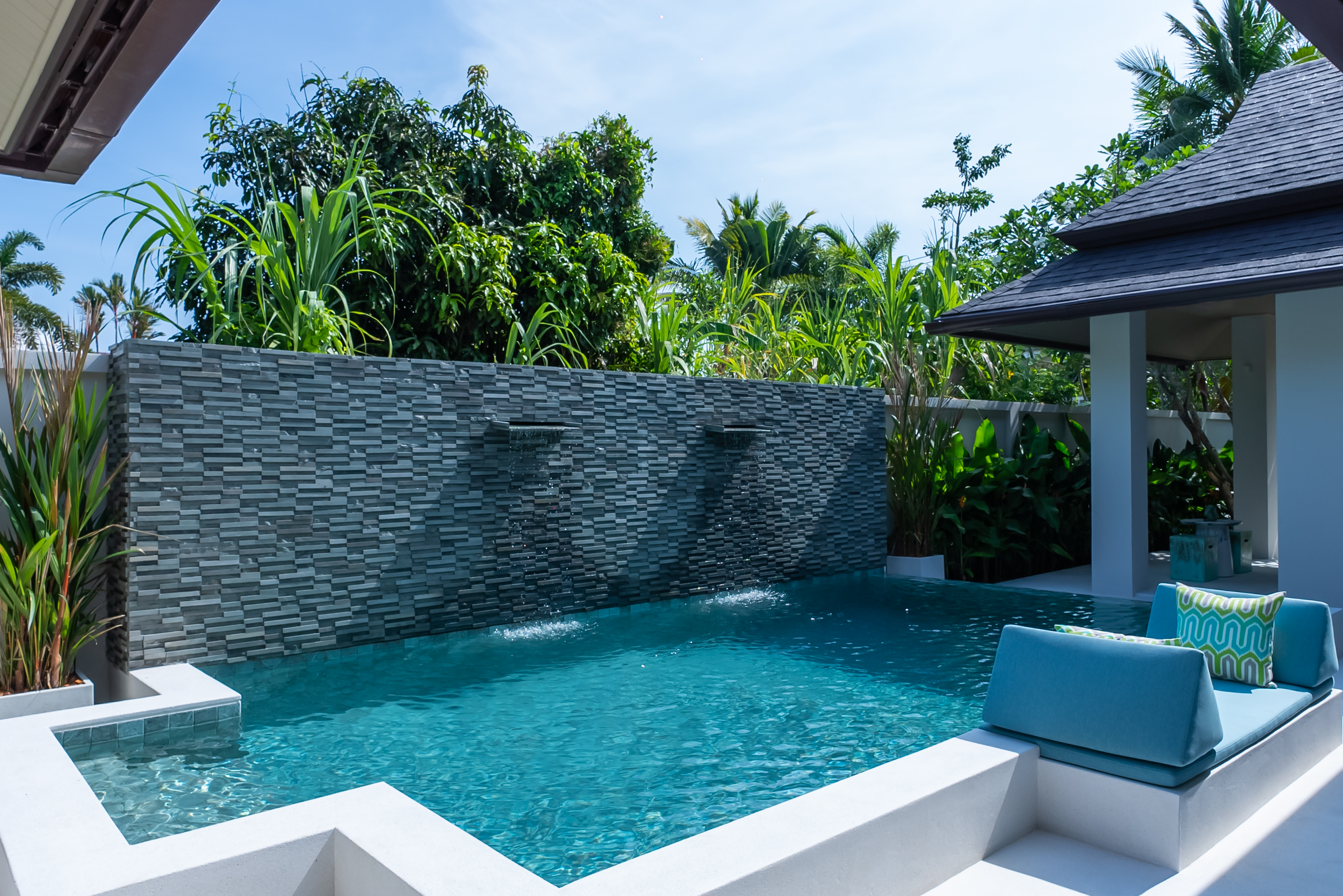 SUP72224-1 🏠New Modern 3 Bedroom Pool Villa On Large Land Plot For Sale In Rawai image
