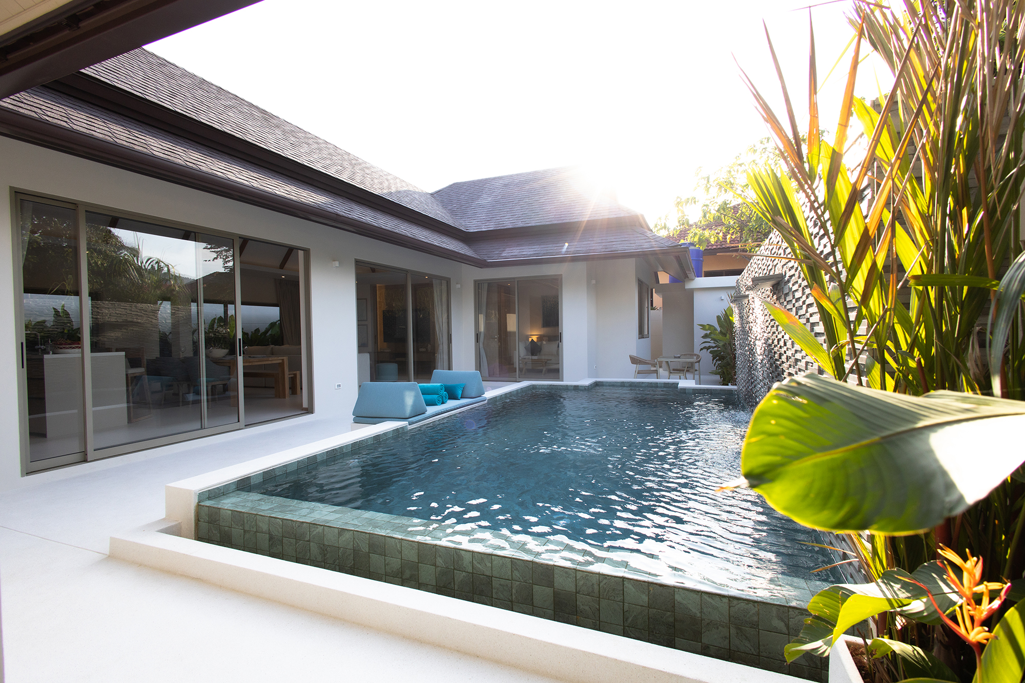 SUP72224-1 🏠New Modern 3 Bedroom Pool Villa On Large Land Plot For Sale In Rawai image