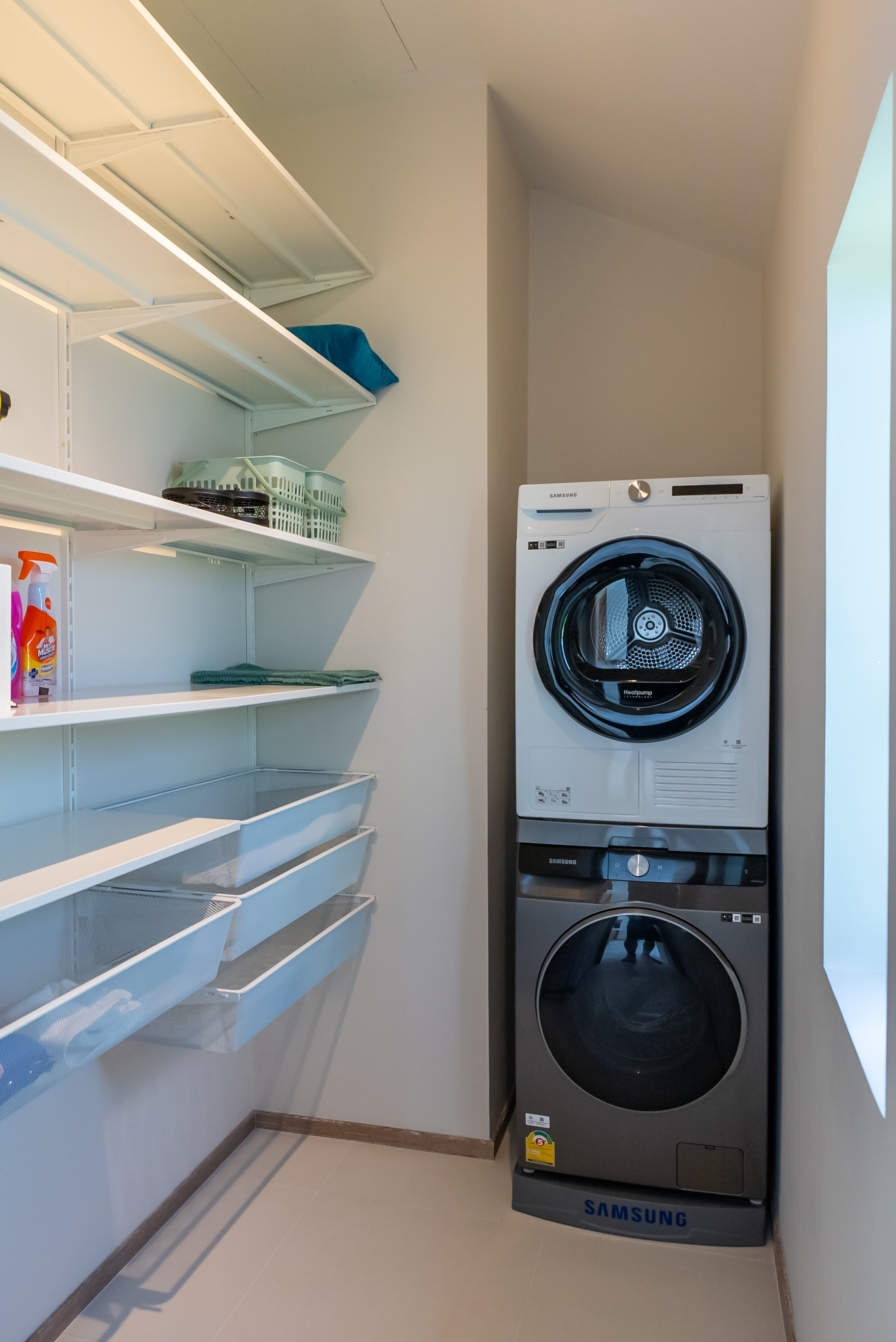 SUP72224-1 🏠New Modern 3 Bedroom Pool Villa On Large Land Plot For Sale In Rawai image