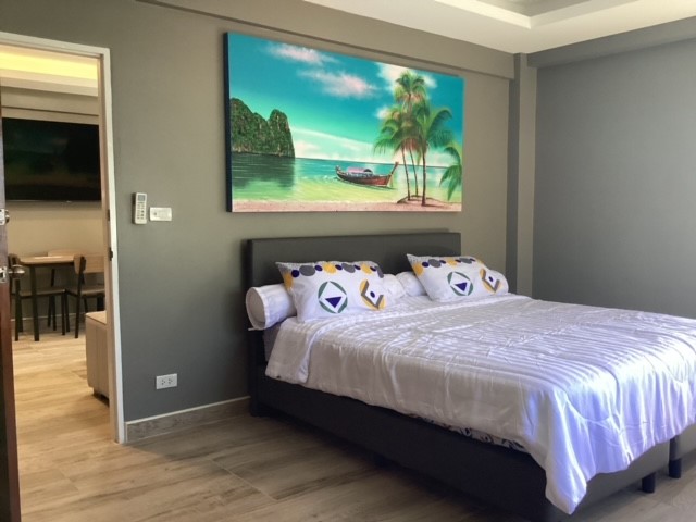 SUP72324🏢✨Condotel in Patong , 2Bedroom , Corner Unit , Near by Patong beach image