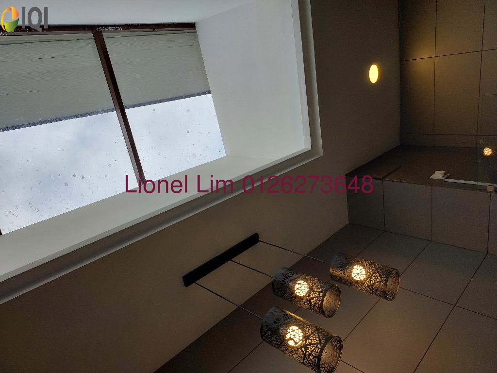 N' Dira Townhouse image