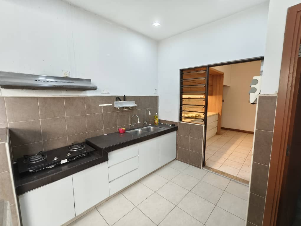 Glenmarie Cove image