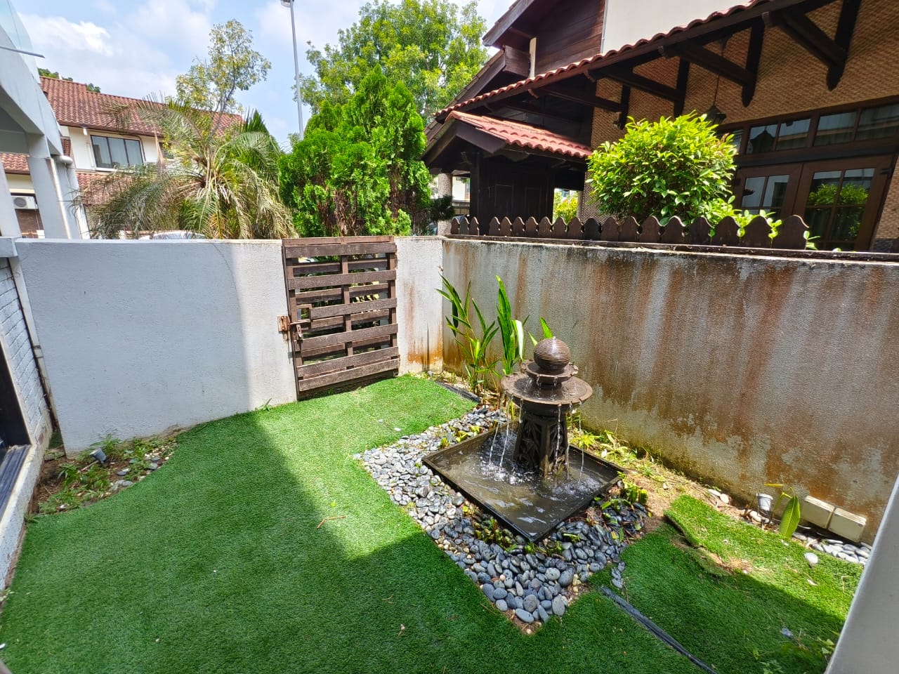 Glenmarie Cove image