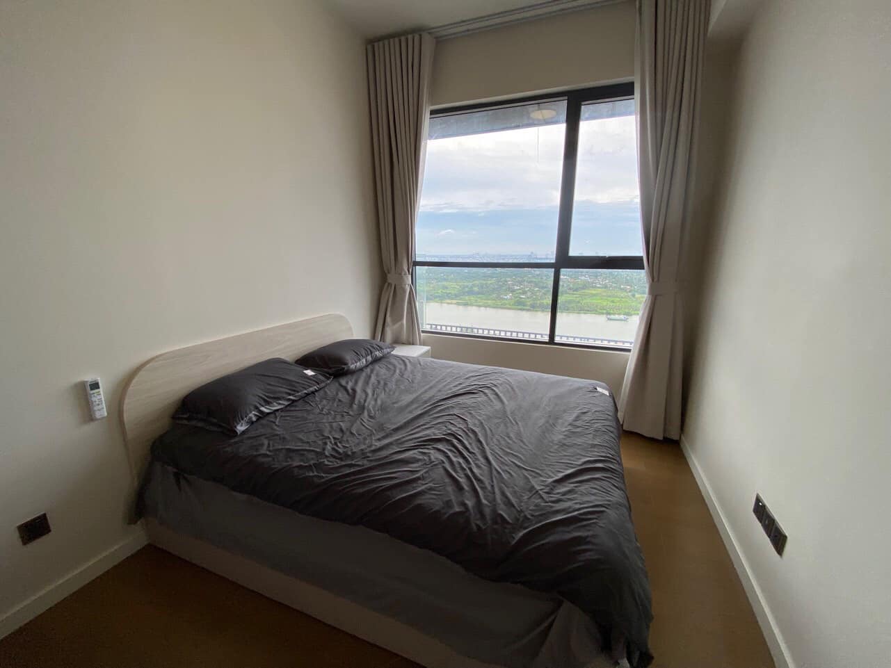 Q2 THAO DIEN, DISTRICT 2, 3BR, FULL FURNISHED image