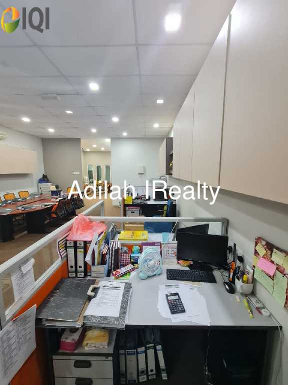 Fully Furnish Office For Sale/For Rent @ Bkt Setongkol Maju Kuantan image