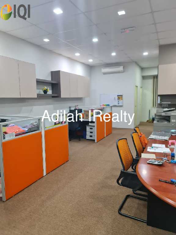 Fully Furnish Office For Sale/For Rent @ Bkt Setongkol Maju Kuantan image