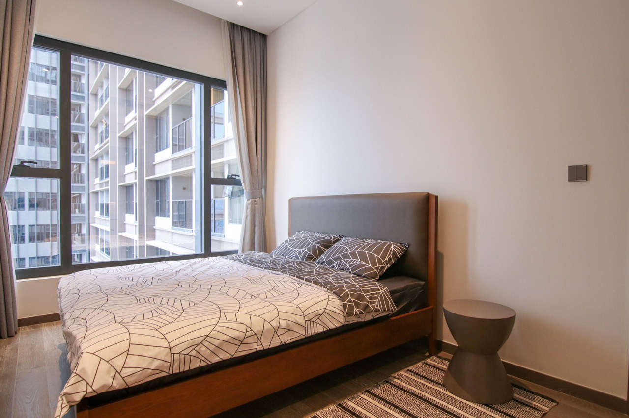 THE MARQ, DISTRICT 1, 1BR, FULLY FURNISHED image