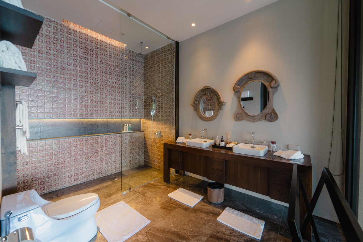 Stunning Ocean Front Super Villa on the Kamala Headland, Phuket image