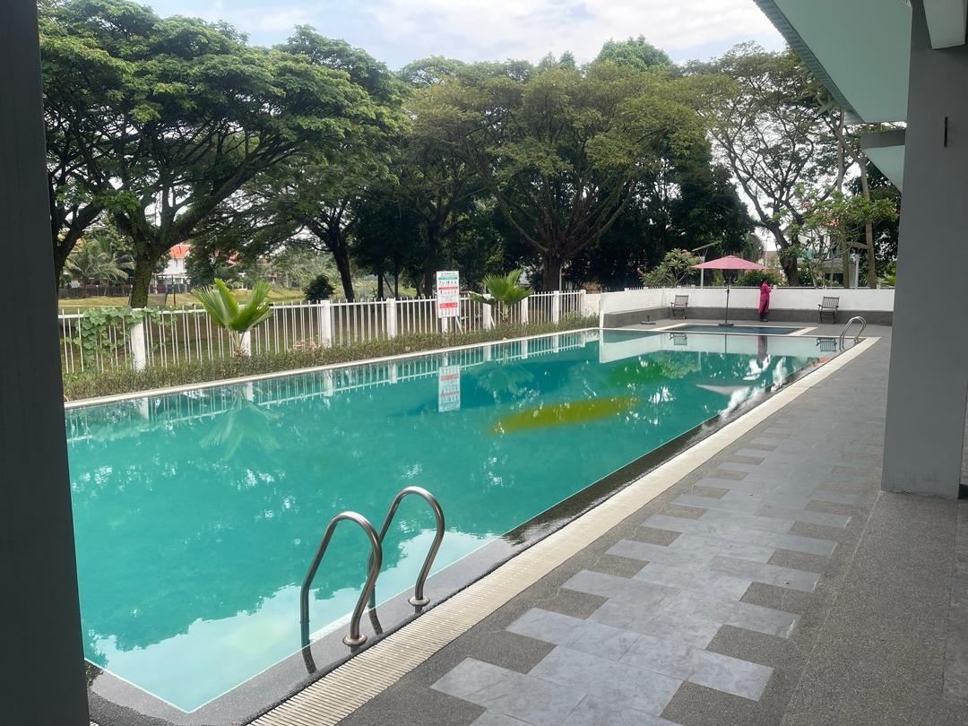 Glenmarie Cove image