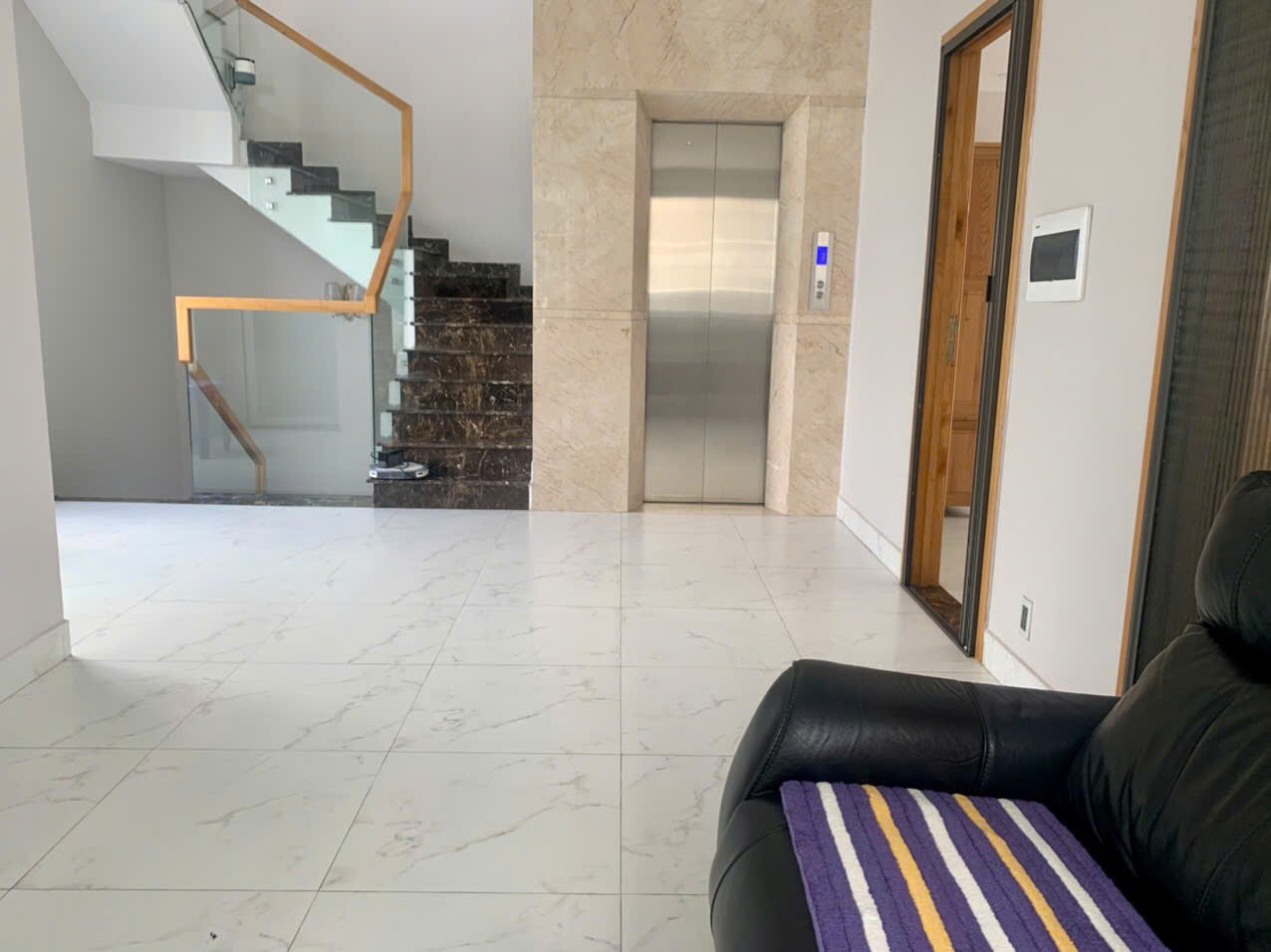 SAIGON MYSTERY, DISTRICT 2, FULLY FURNISHED, 4BR+1 image