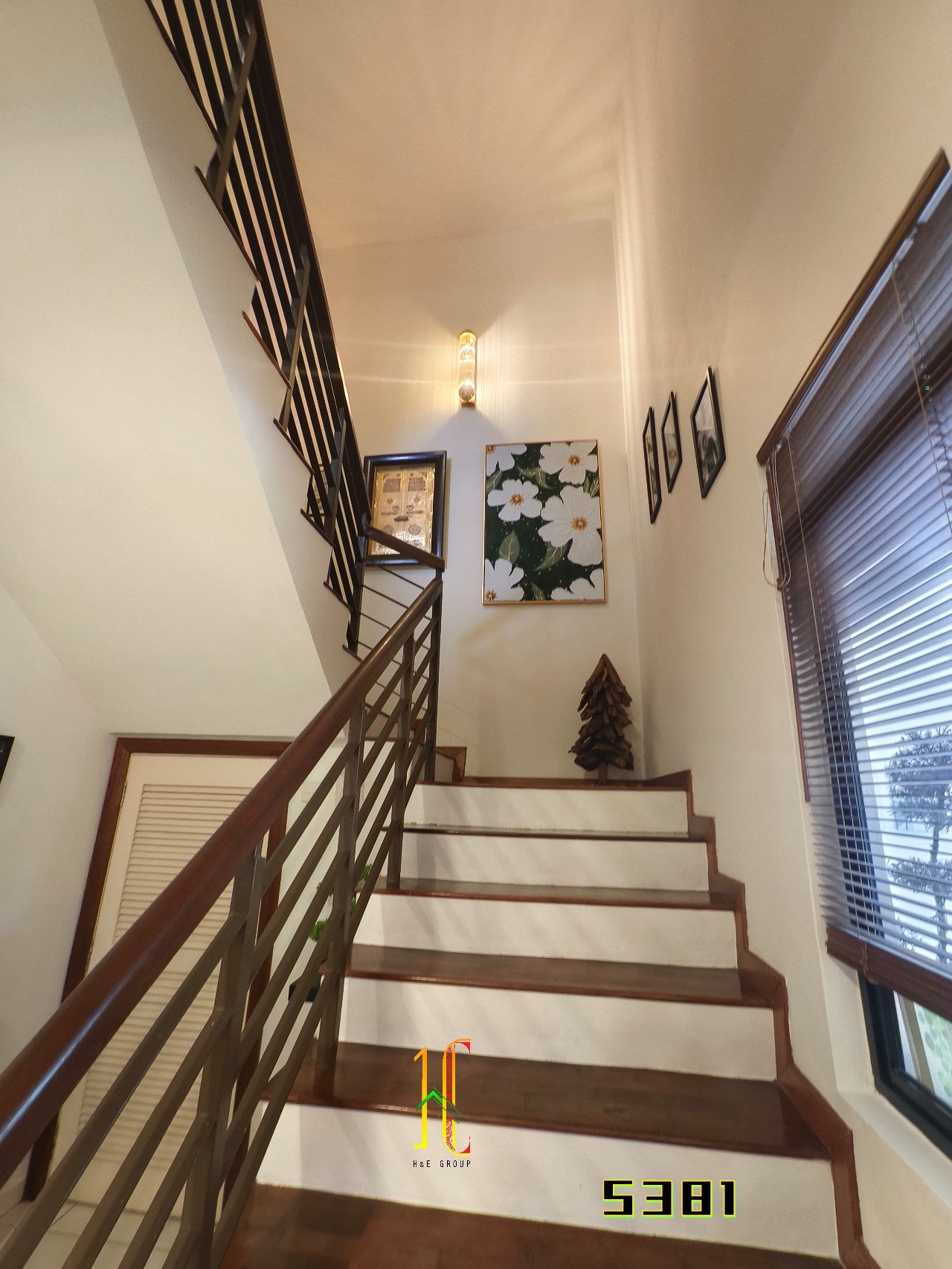 Glenmarie Cove image