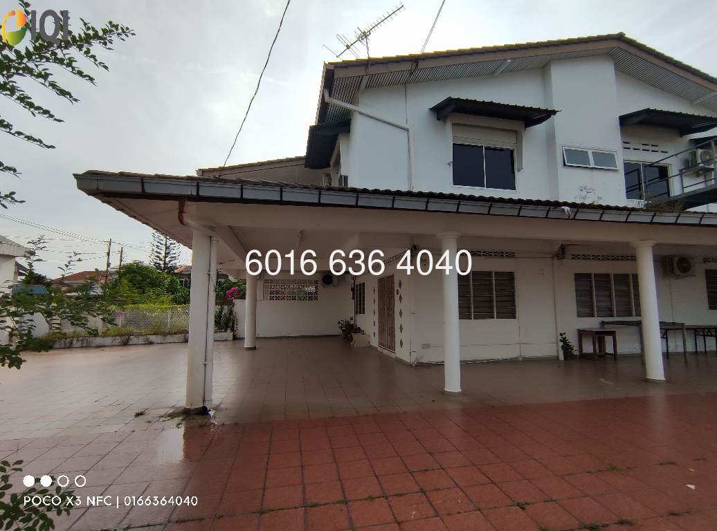 Corner House For Rent image