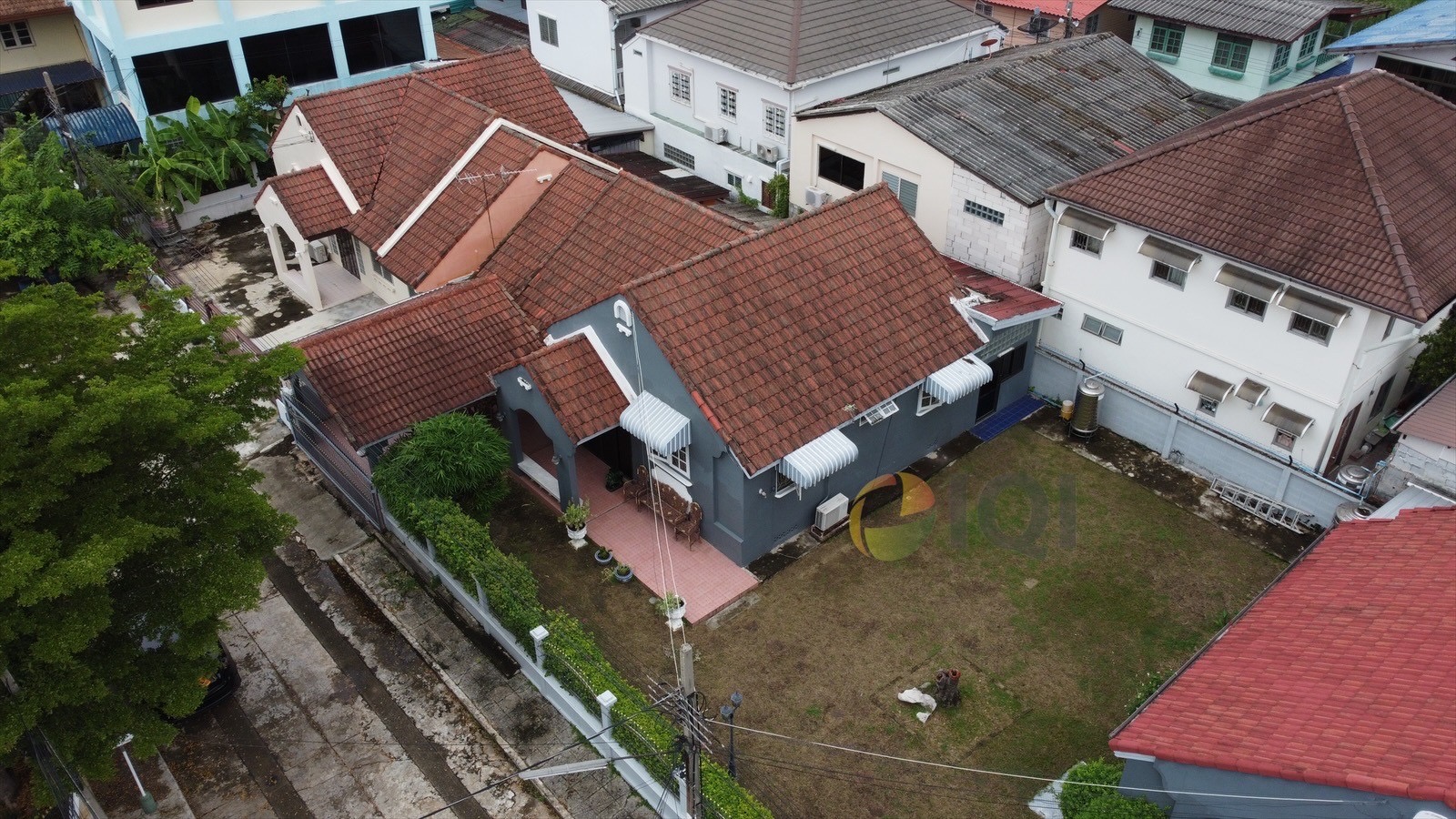 Land and building for sale on Srinakarin Road, next to MRT Yellow Line (Sri Dan Station)  image