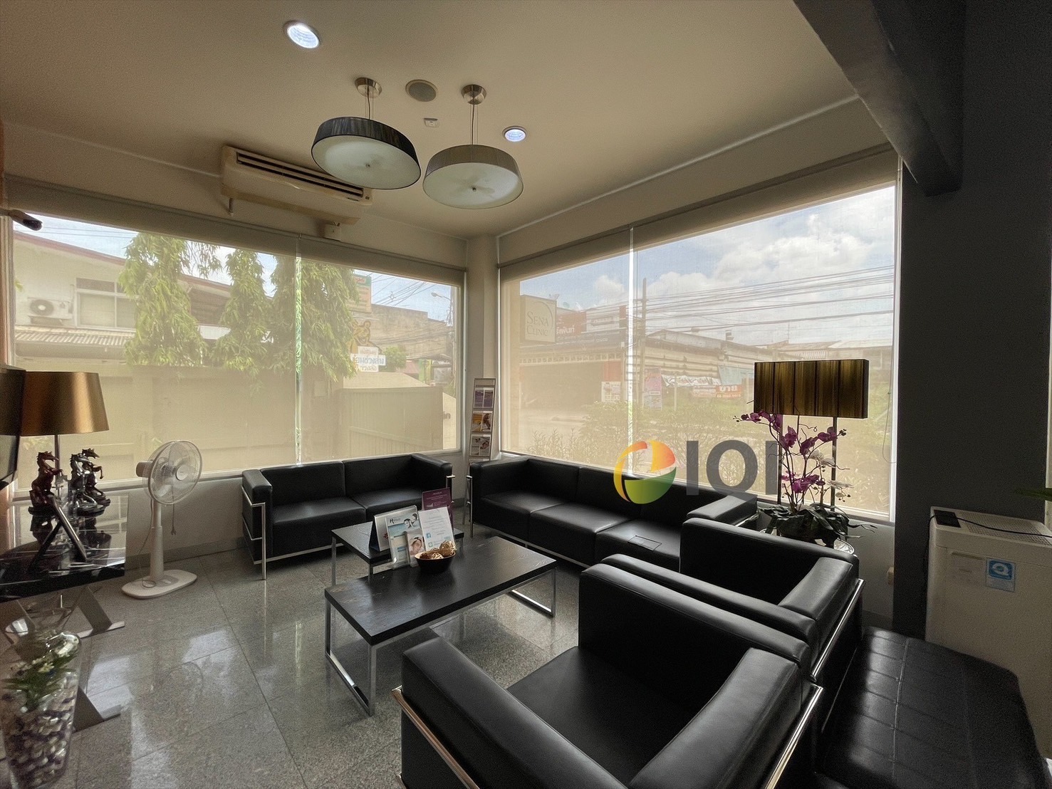 Land for sale with buildings, office buildings and houses on Senanikhom 1 Road image