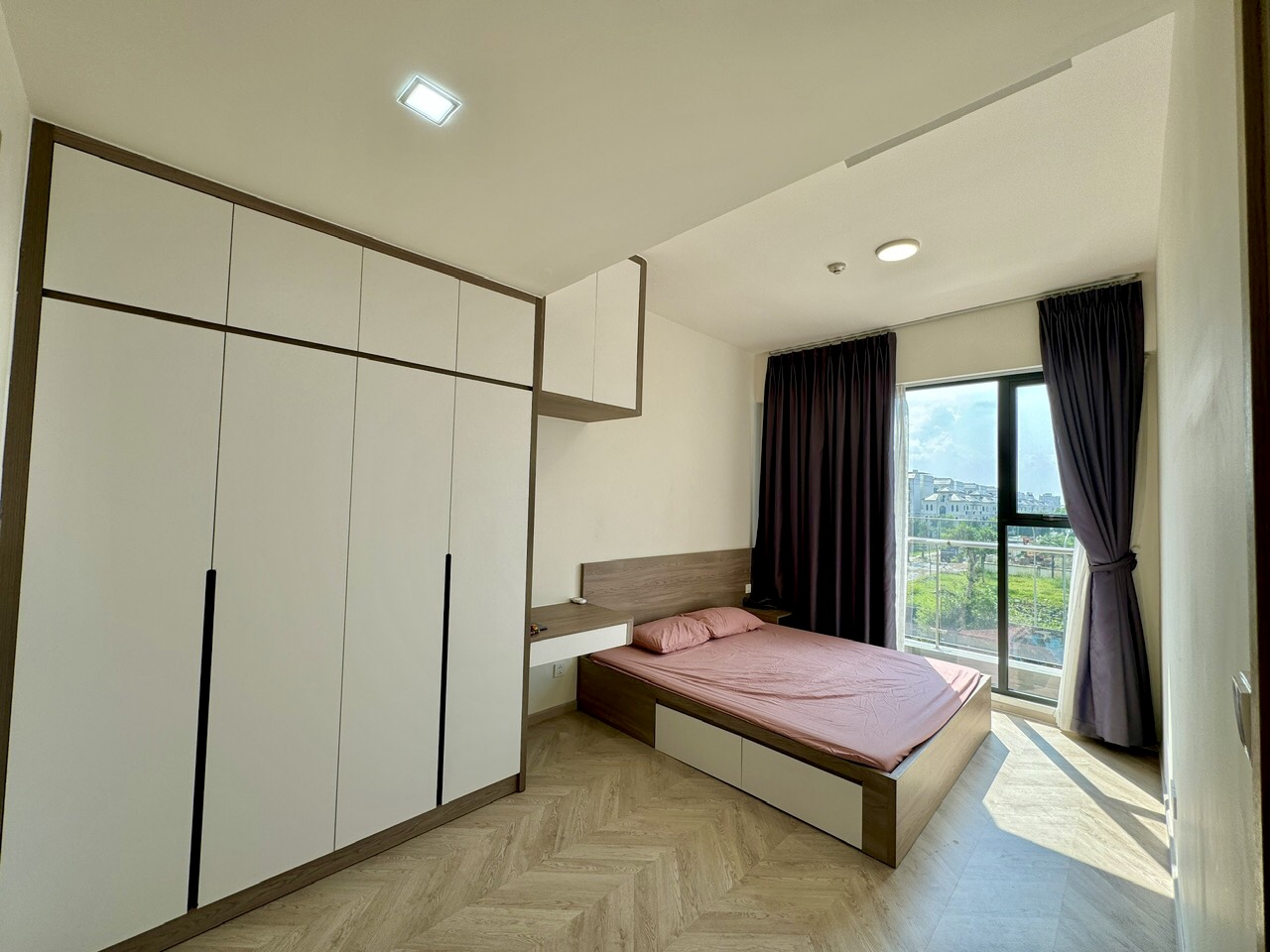 LUMIÈRE BOULEVARD, DISTRICT 9, 2 BEDROOMS, FULLY LUXURY FURNISHED image