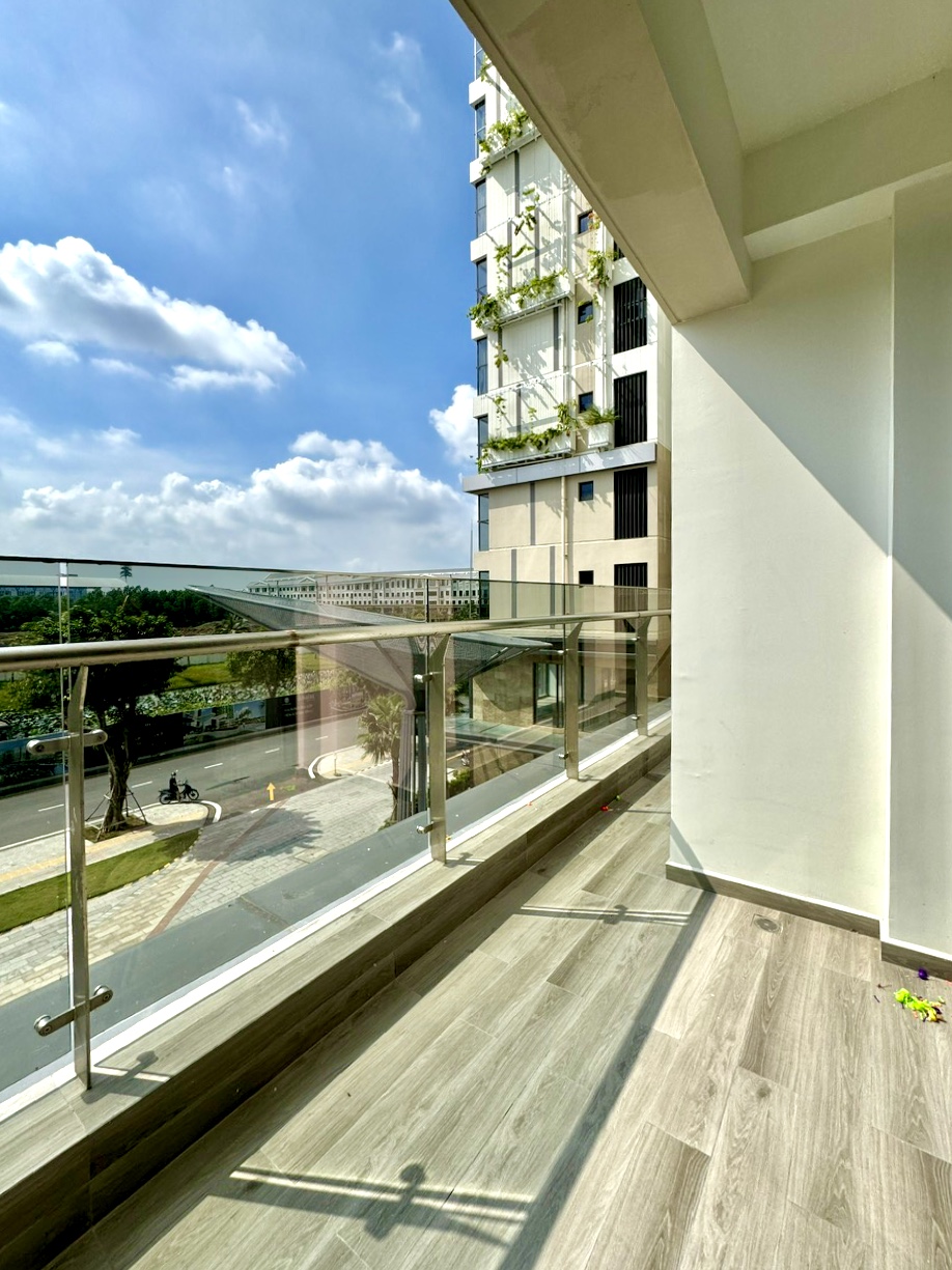 LUMIÈRE BOULEVARD, DISTRICT 9, 2 BEDROOMS, FULLY LUXURY FURNISHED image