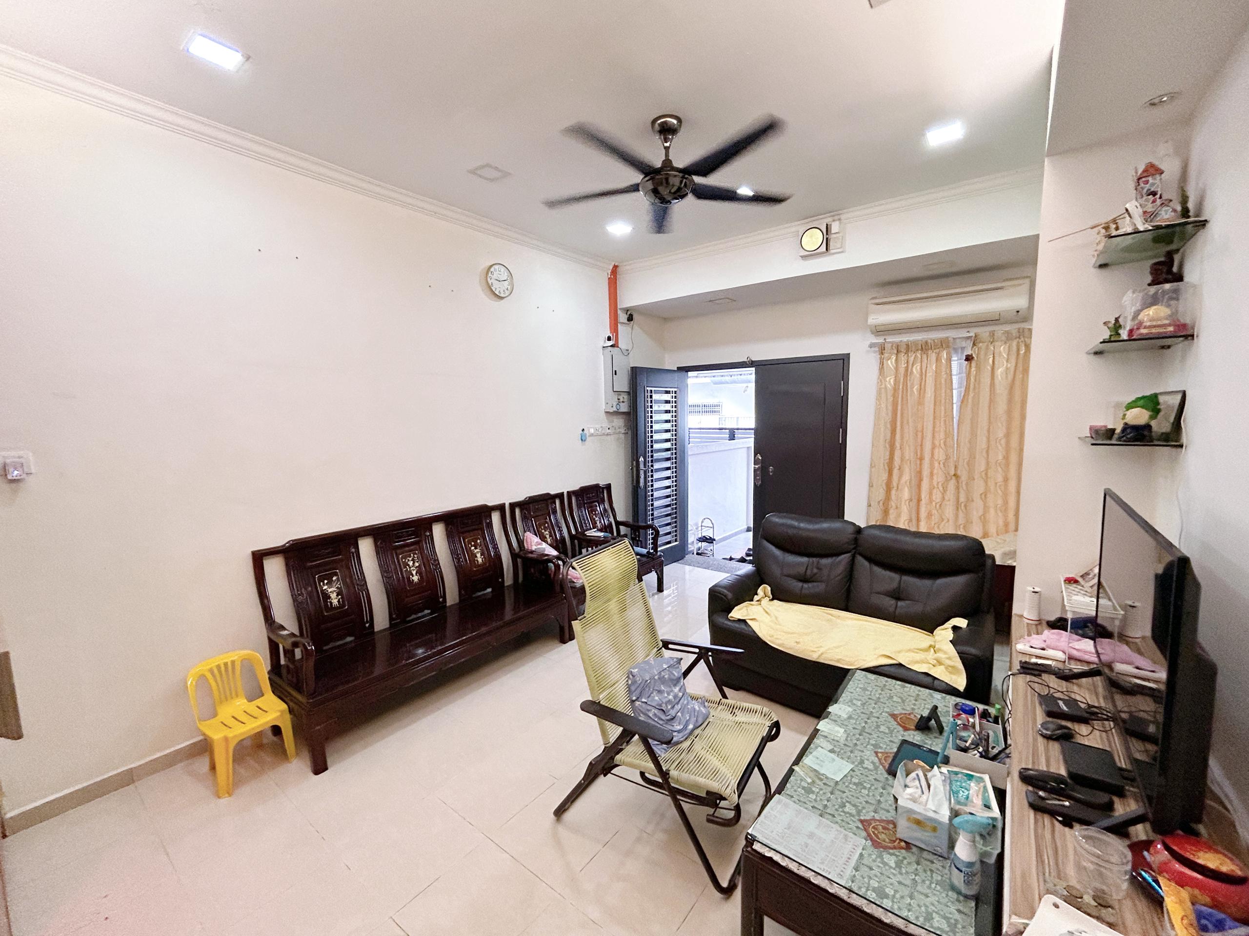 Renovated Freehold 1.5 Storey Terrace Taman Sinn Ujong Pasir Melaka image