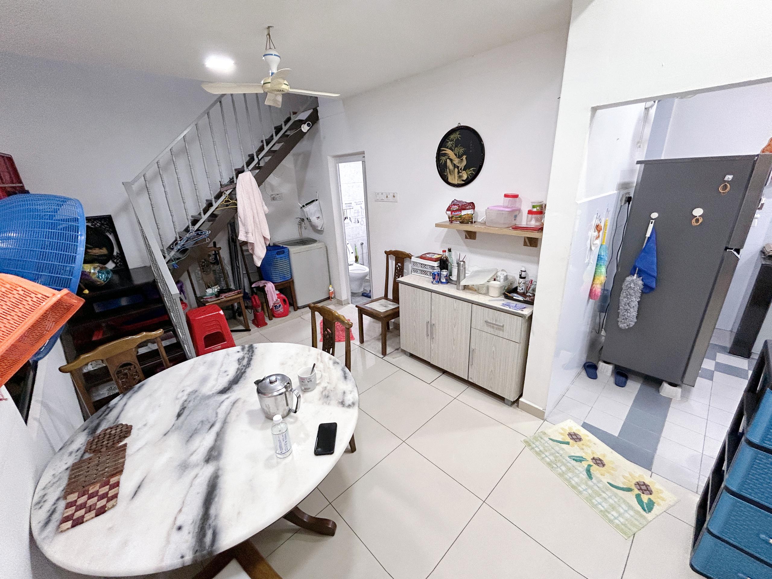 Renovated Freehold 1.5 Storey Terrace Taman Sinn Ujong Pasir Melaka image