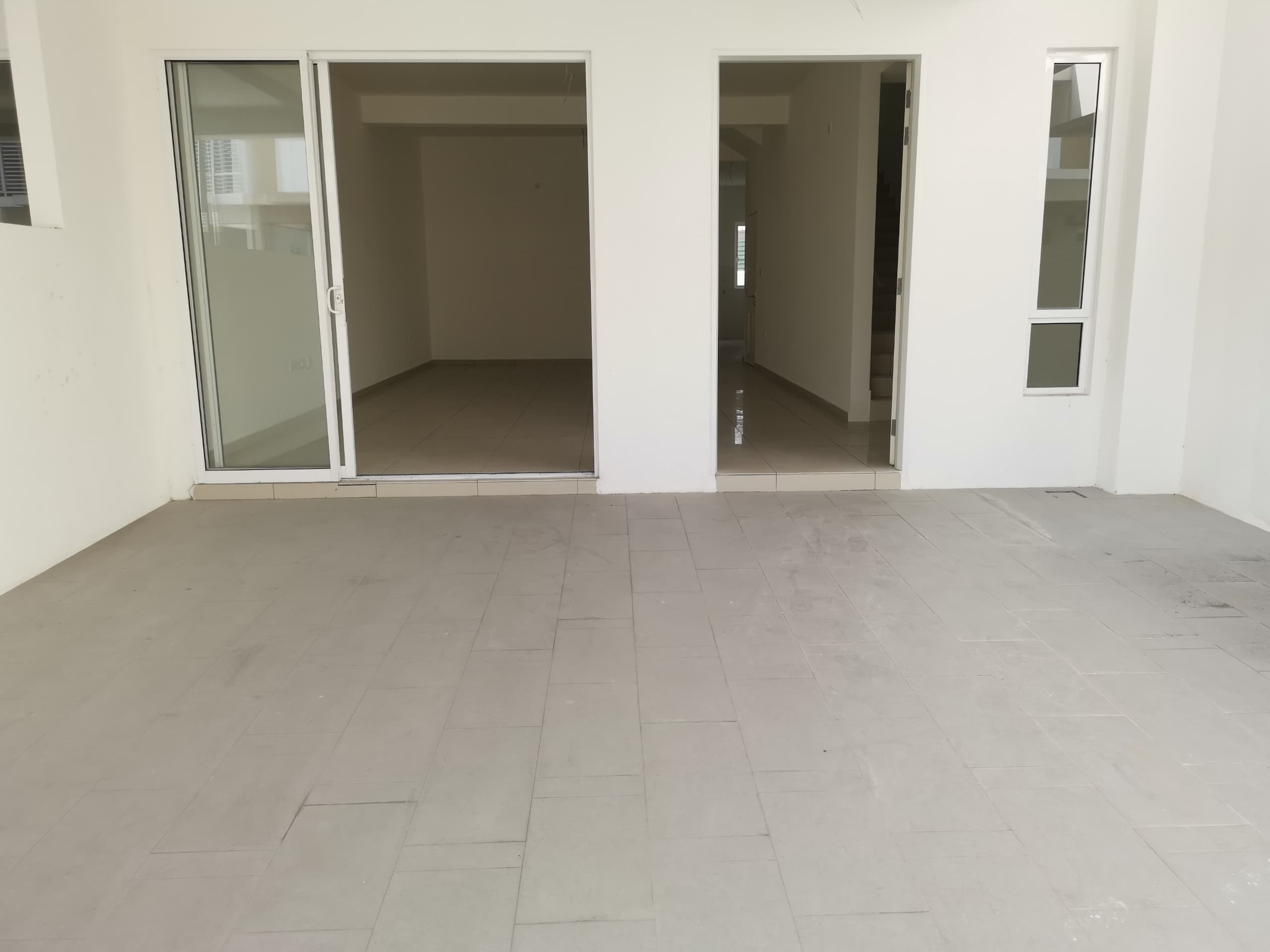  Ara Sendayan ( ADIRA 2 ) image