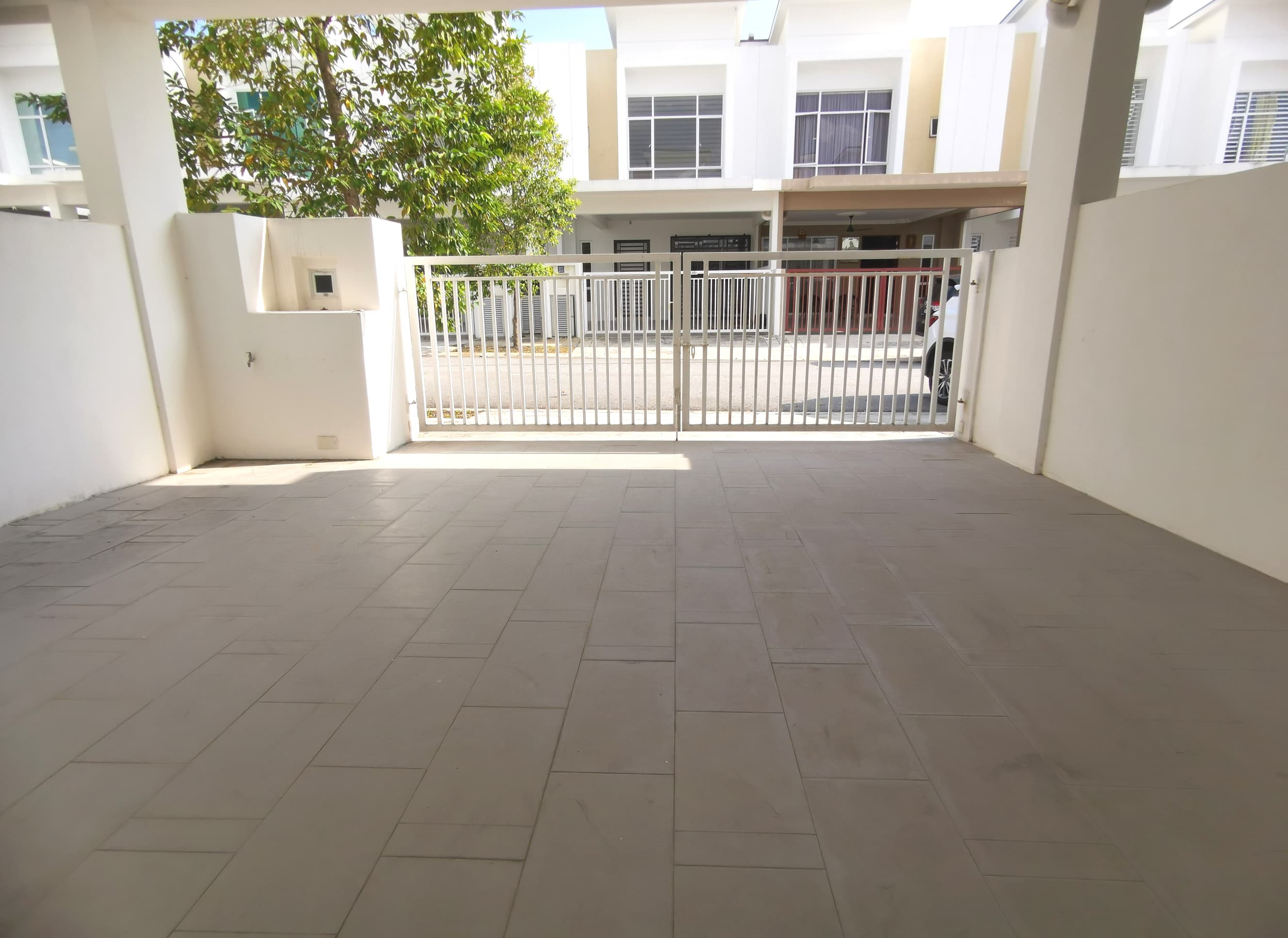  Ara Sendayan ( ADIRA 2 ) image