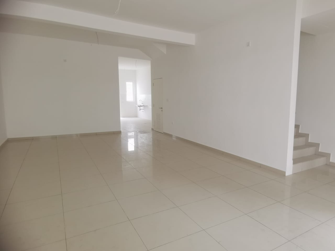  Ara Sendayan ( ADIRA 2 ) image