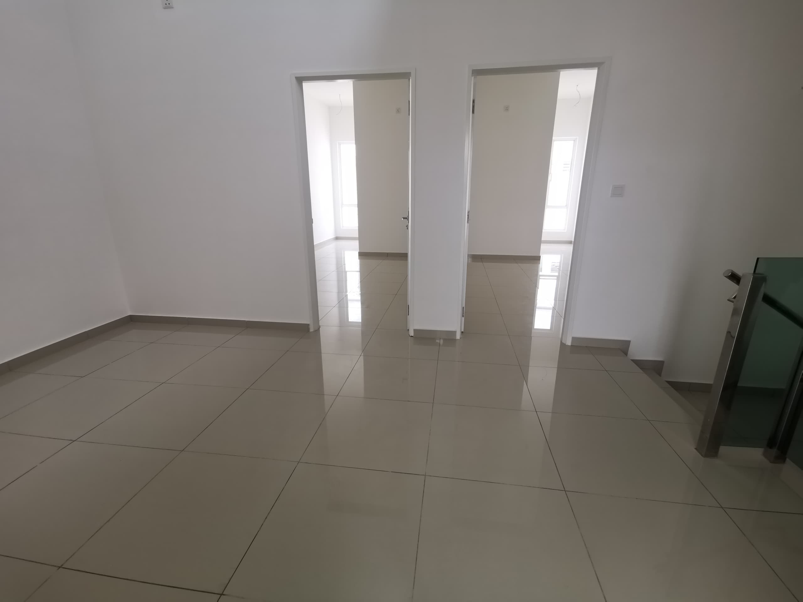  Ara Sendayan ( ADIRA 2 ) image