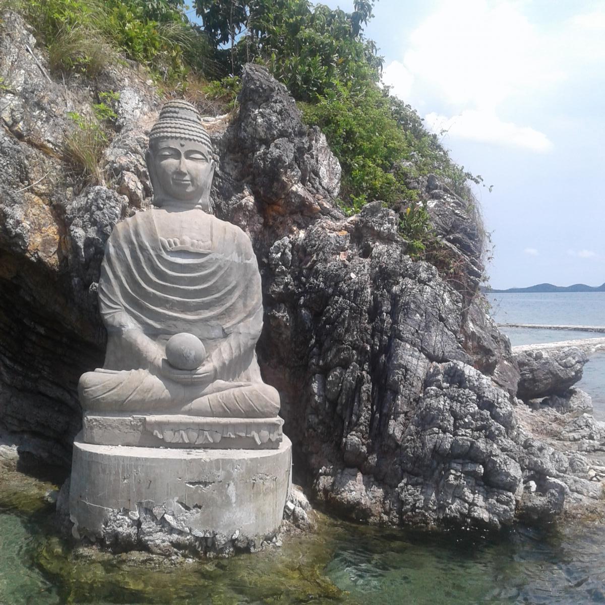 Iris Island Resort Private Island image