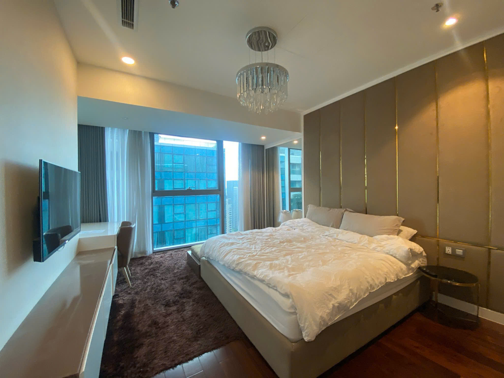 VINCOM DONG KHOI, DISTRICT 1, 2 BEDROOMS, FULLY FURNISHED image