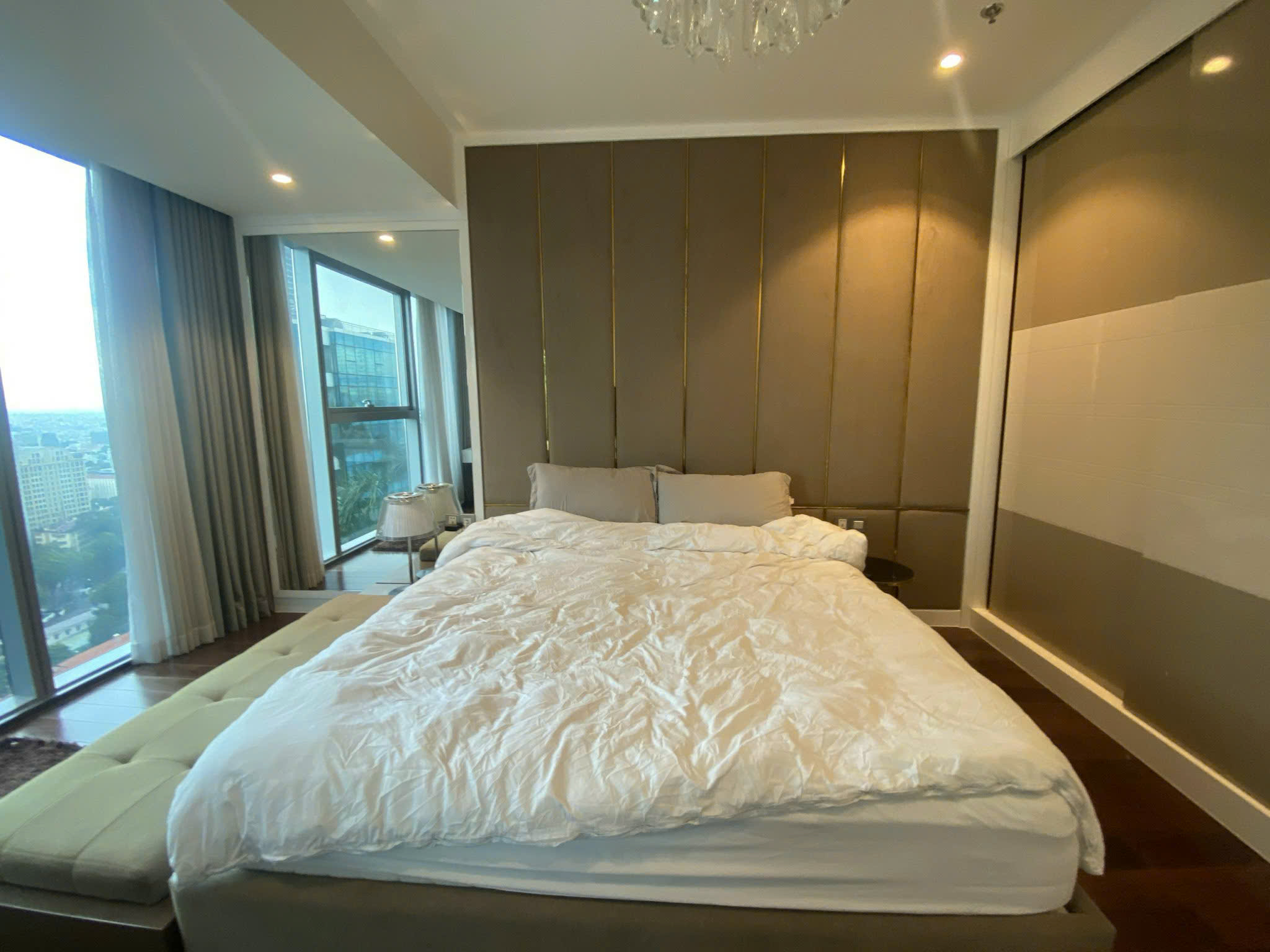 VINCOM DONG KHOI, DISTRICT 1, 2 BEDROOMS, FULLY FURNISHED image