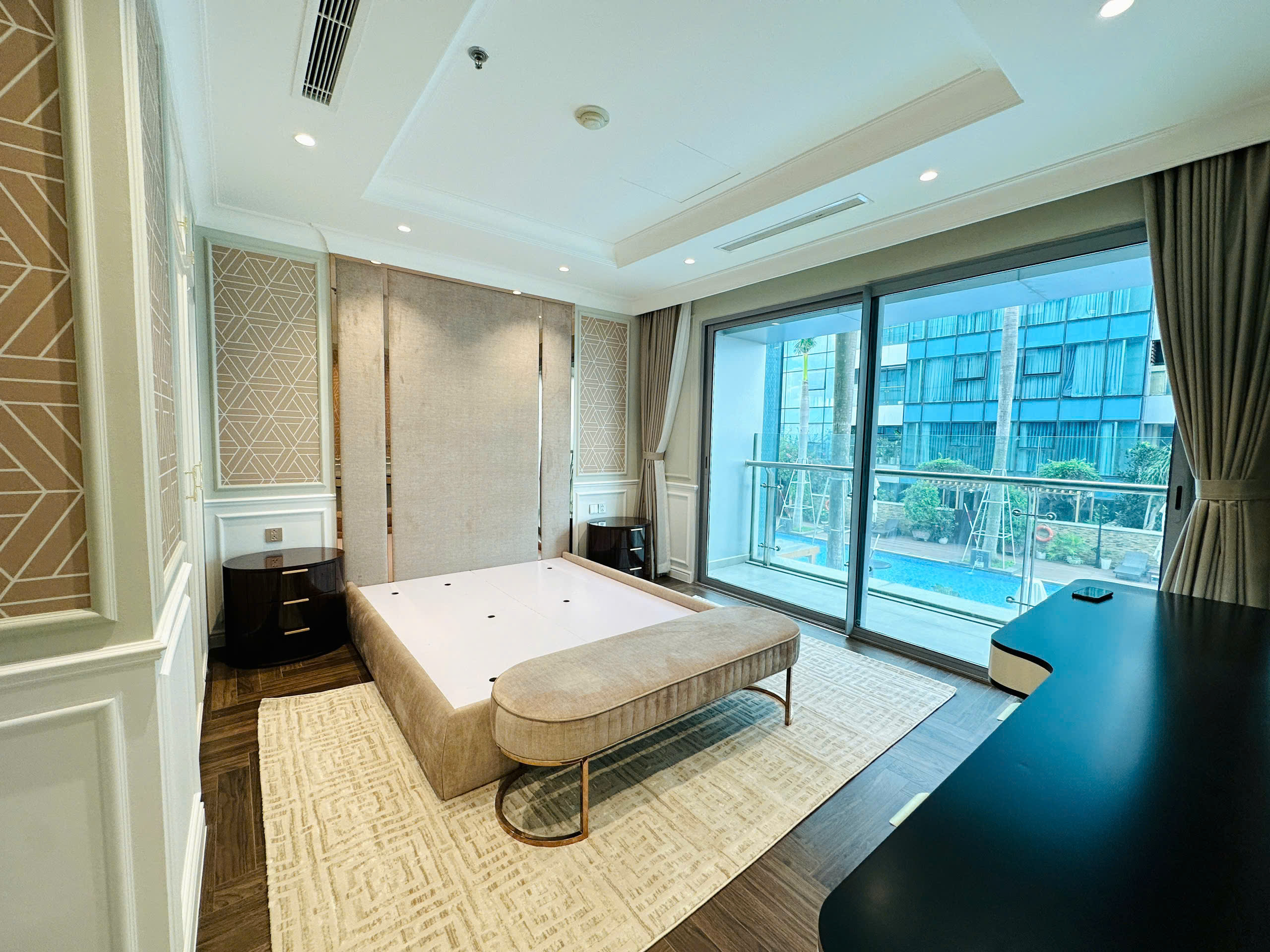 VINCOM DONG KHOI, DISTRICT 1, 3 BEDROOMS, FULLY FURNISHED image