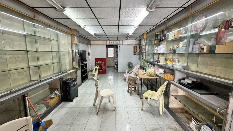 ขายอาคารพาณิชย์ 4.5 หน้าตลาดสดนนทบุรี  ถนนพิบูลสงคราม นนทบุรี image