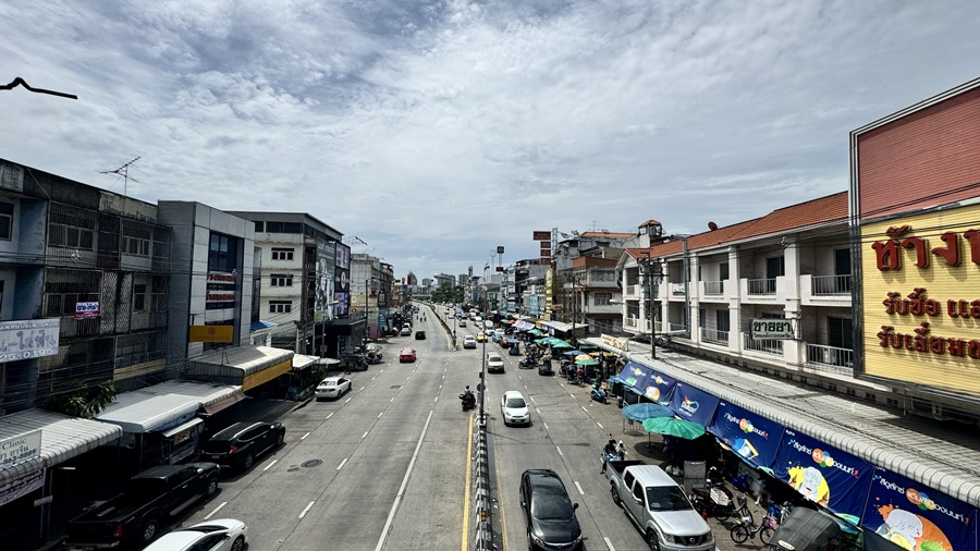 ขายอาคารพาณิชย์ 4.5 หน้าตลาดสดนนทบุรี  ถนนพิบูลสงคราม นนทบุรี image