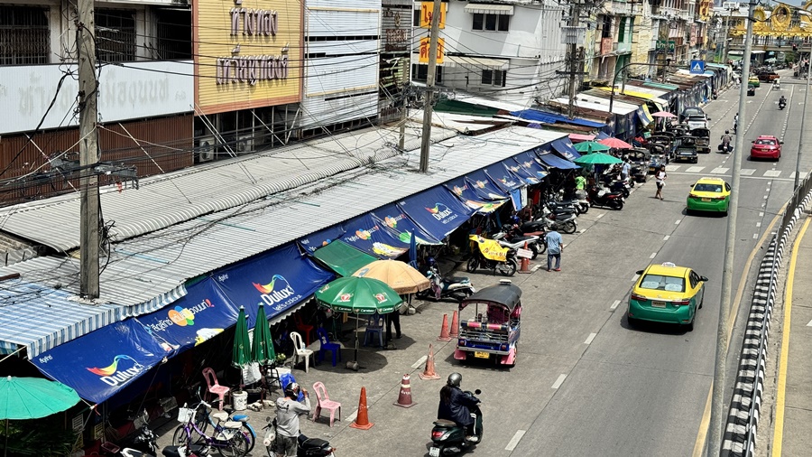 ขายอาคารพาณิชย์ 4.5 หน้าตลาดสดนนทบุรี  ถนนพิบูลสงคราม นนทบุรี image