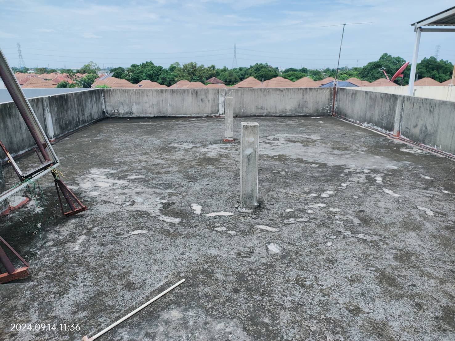 ขายอาคารพาณิชย์ 3.5 ชั้น  2 คูหา 32 ตร.ว.  ซอย. นาวงประชาพัฒนา  แขวงสีกัน เขตดอนเมือง image