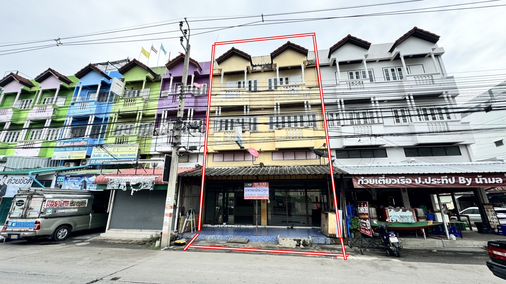 ขายอาคารพาณิชย์ 3.5 ชั้น  2 คูหา 32 ตร.ว.  ซอย. นาวงประชาพัฒนา  แขวงสีกัน เขตดอนเมือง image