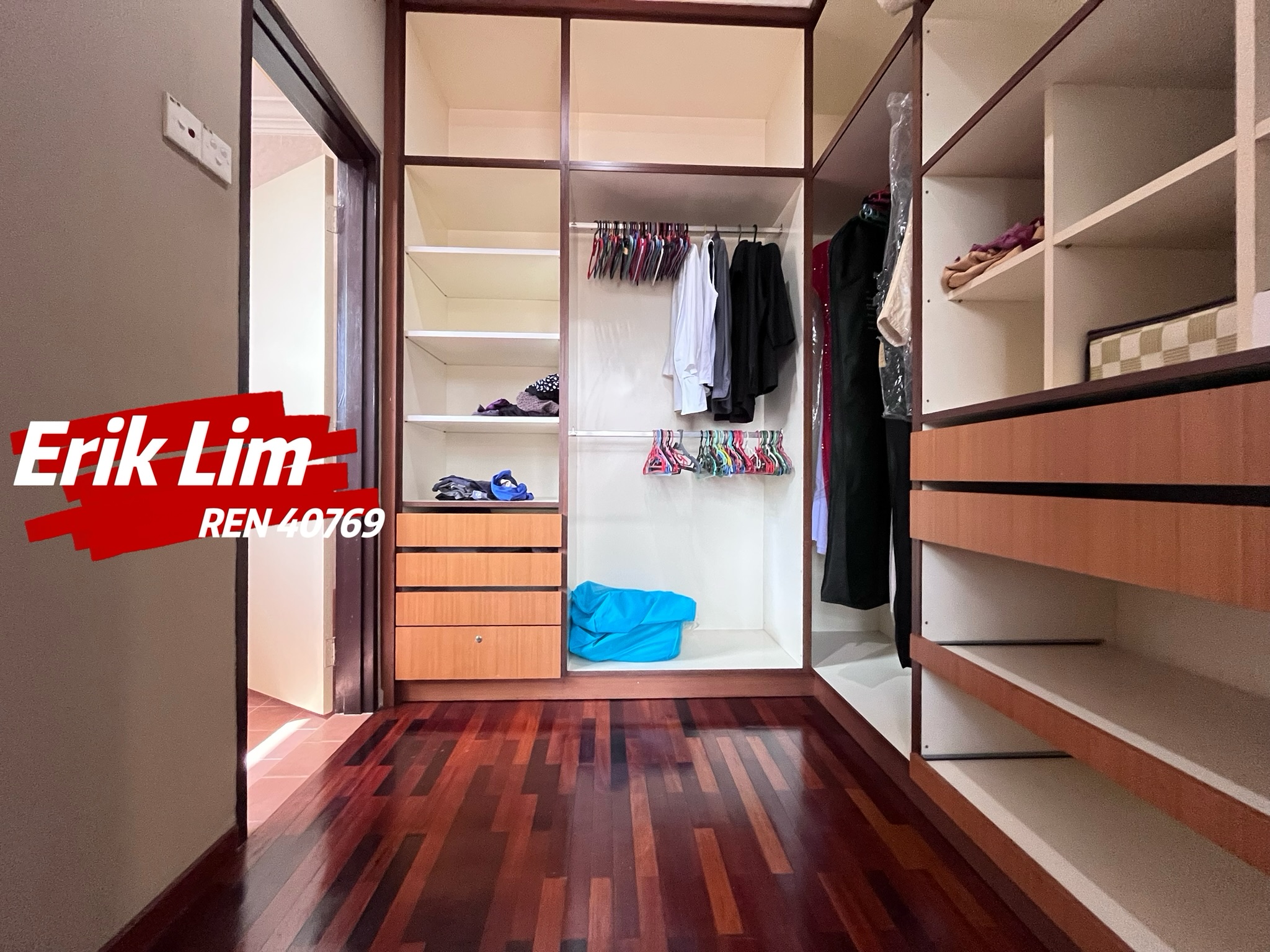 Bandar Laguna Merbok image