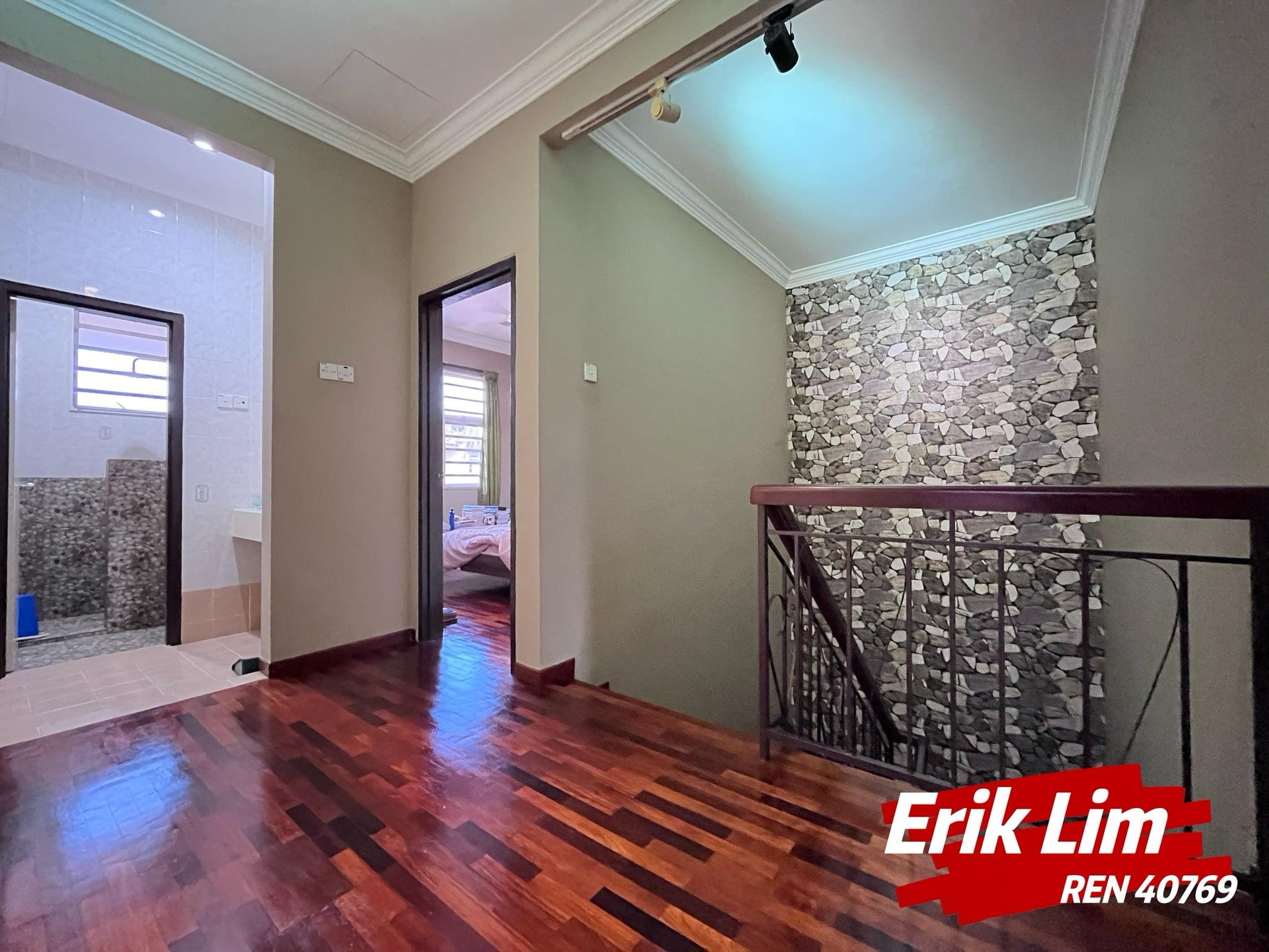 Bandar Laguna Merbok image