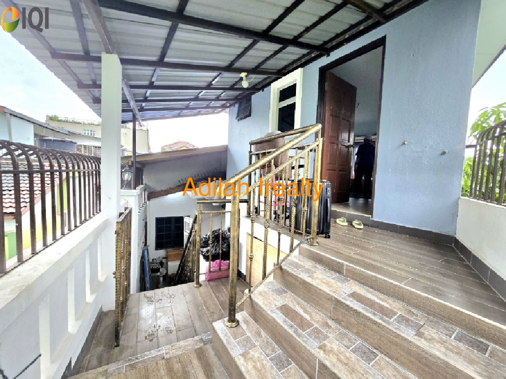Single Storey Terrace + 2 Storey Studio  image