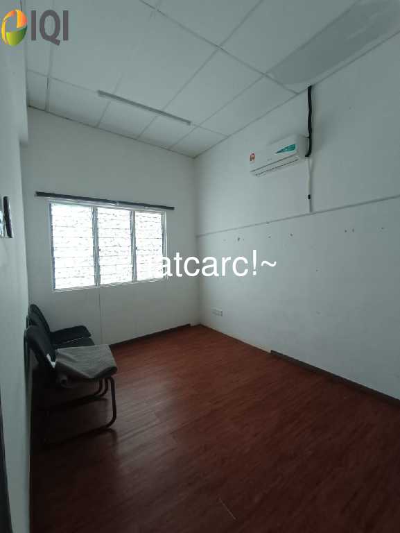 First Floor Fully Renovated Office @ Cheng Baru for Rent image