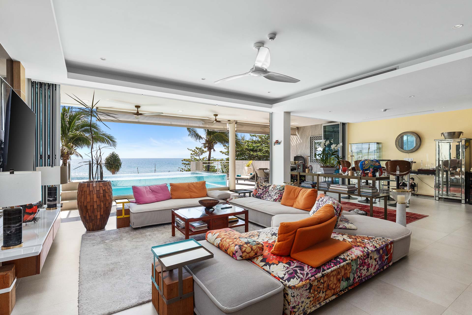 Angsana Beachfront | 2 Bedroom Absolute Beach Front @ Laguna | Private Pool | Perfect Condition | 82M THB image