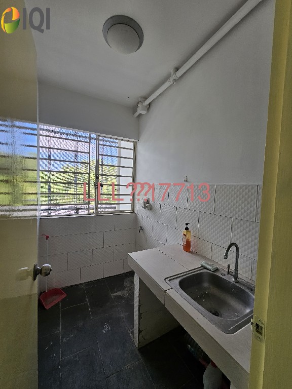 University Prime Condominium image