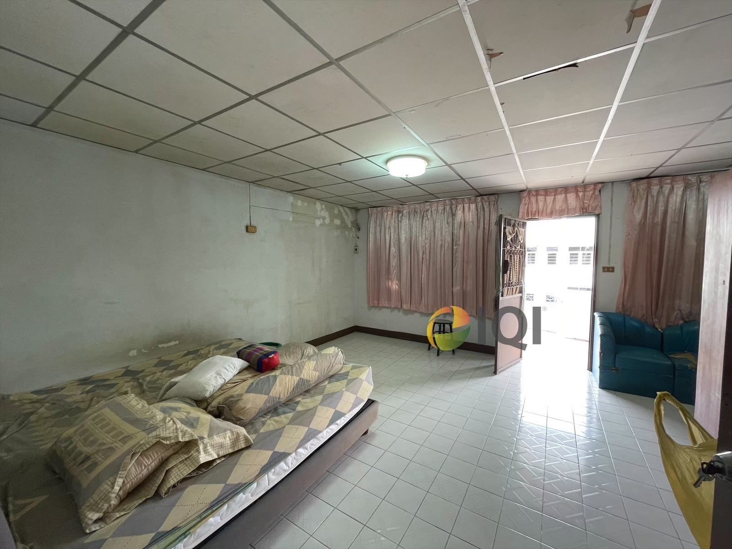 Good condition of Townhouse for sale behind central pinko image