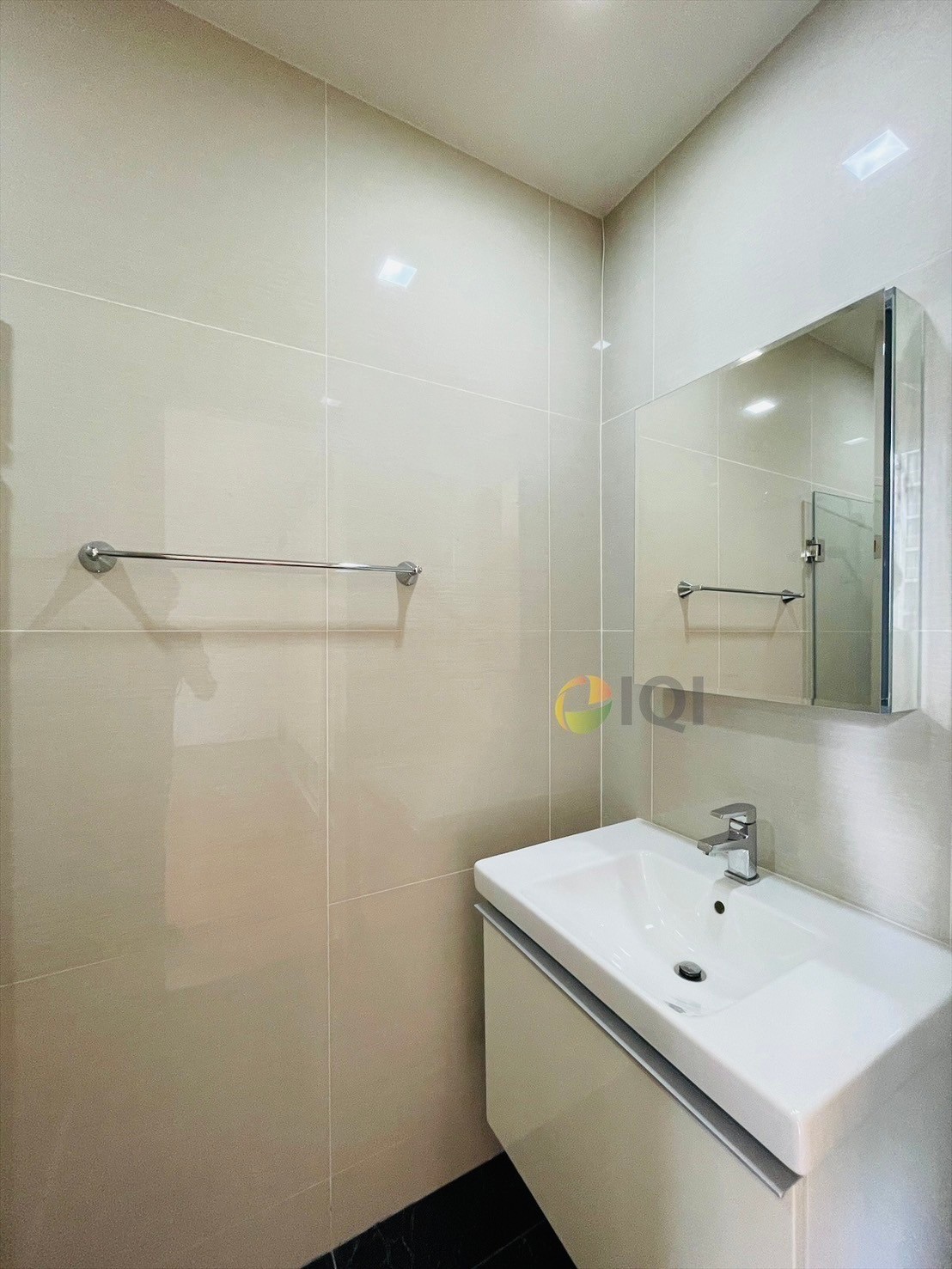 Condo for sale Park 24 Sukhumvit Soi 24  Near BTS Phrom Phong image