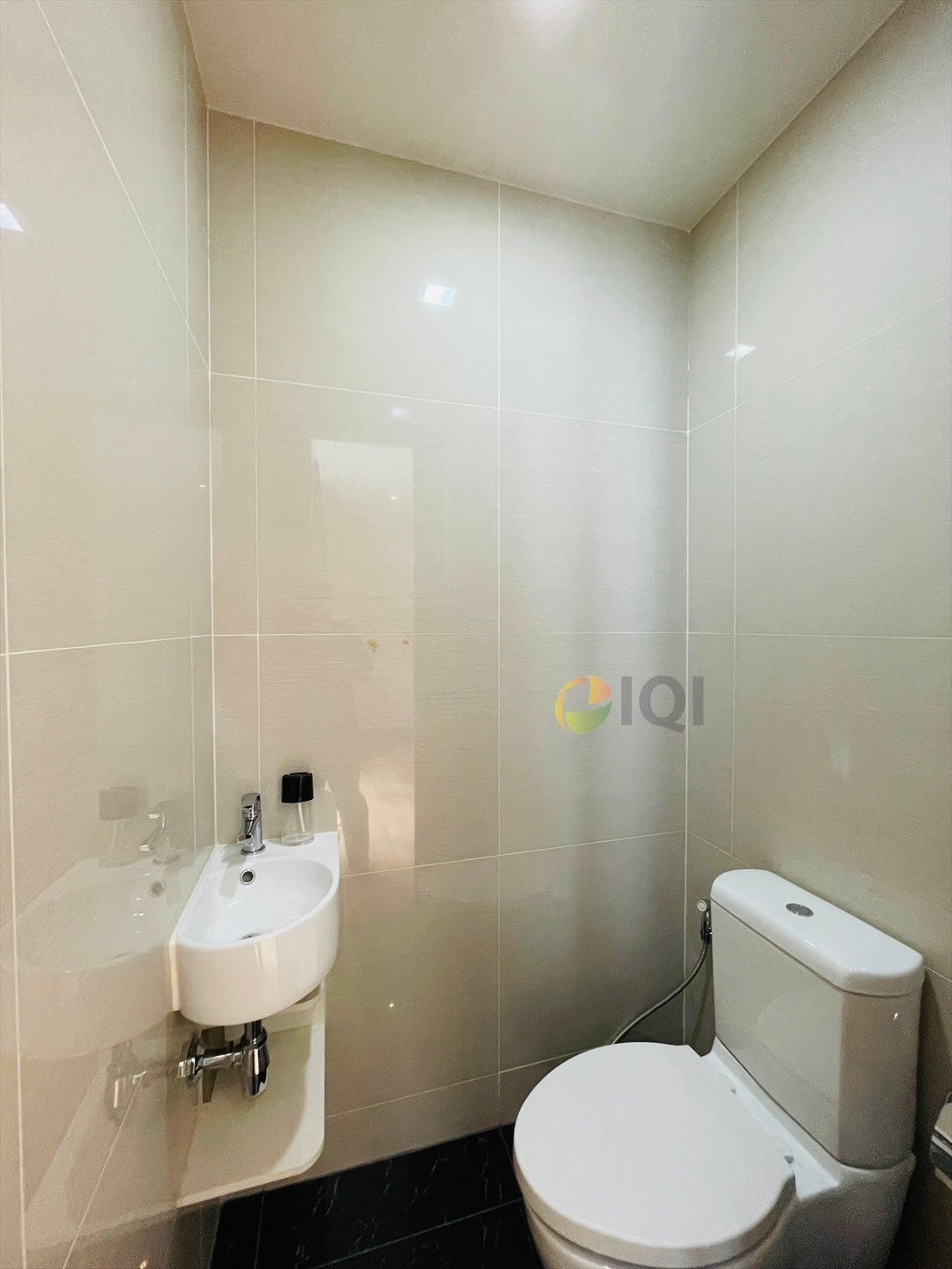 Condo for sale Park 24 Sukhumvit Soi 24  Near BTS Phrom Phong image