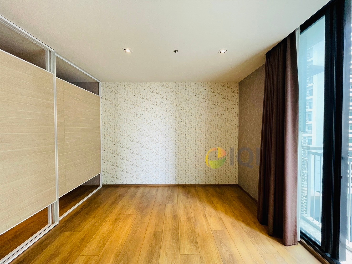 Condo for sale Park 24 Sukhumvit Soi 24  Near BTS Phrom Phong image